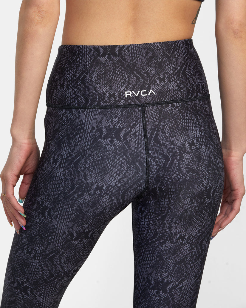 VA Essential Workout Leggings